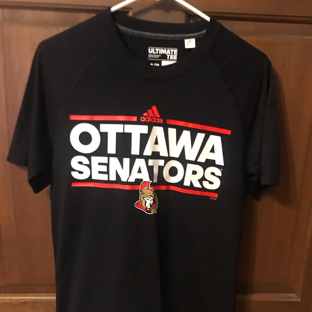 Men’s adidas Ottawa warriors T-shirt size small